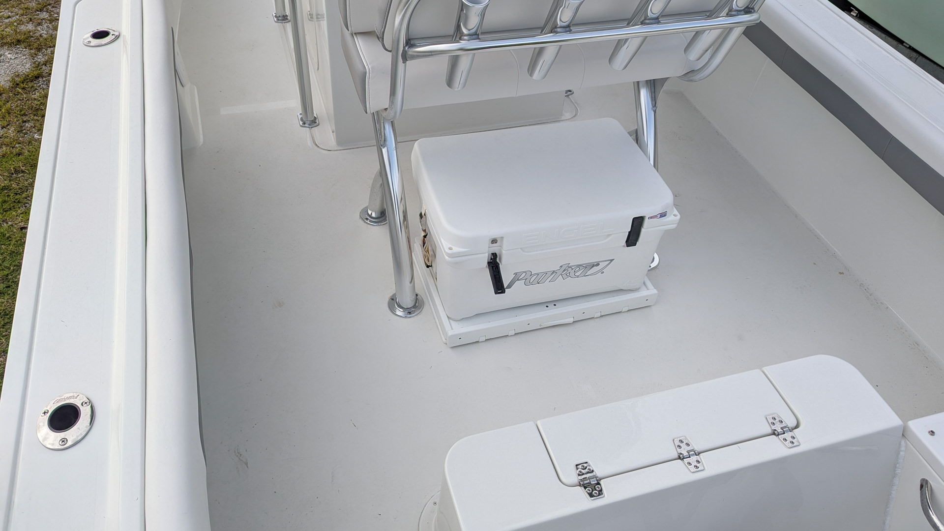 Parker Boats 210 Coastal Interior 07