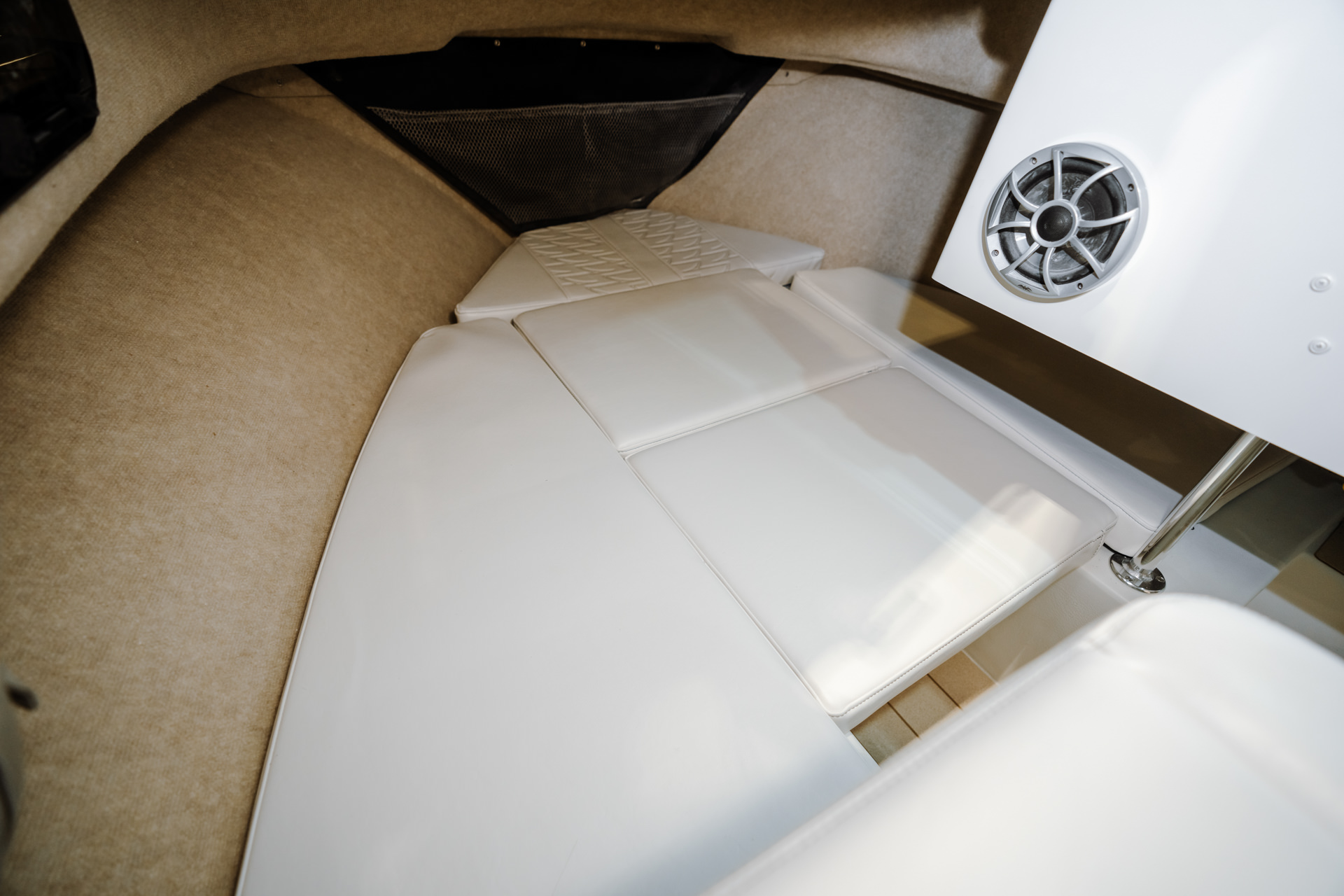 Parker Boats 217 Explorer Interior 06
