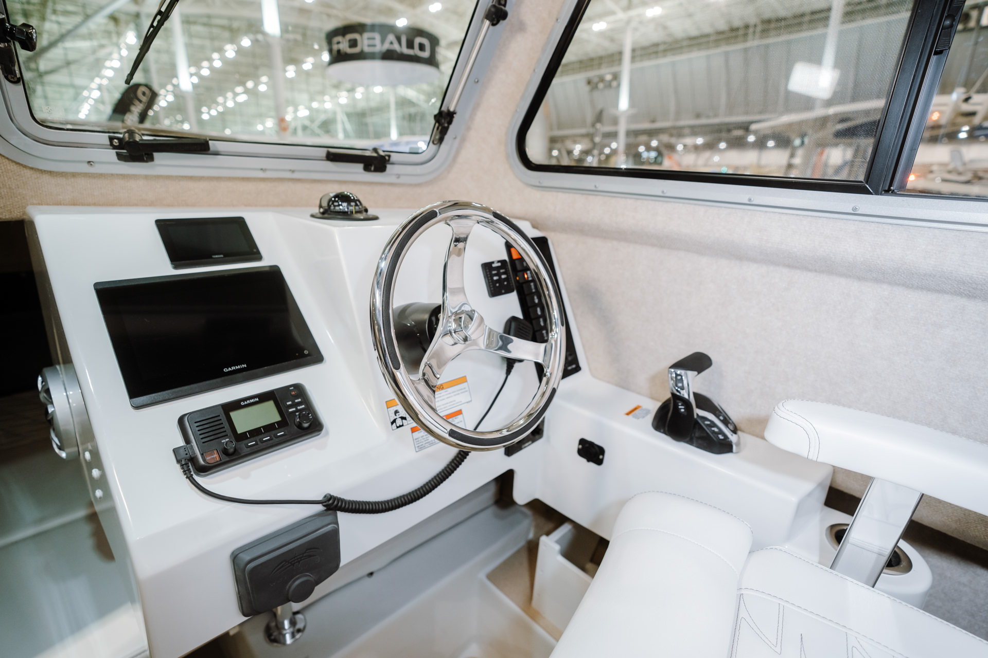 Parker Boats 217 Explorer Interior 07