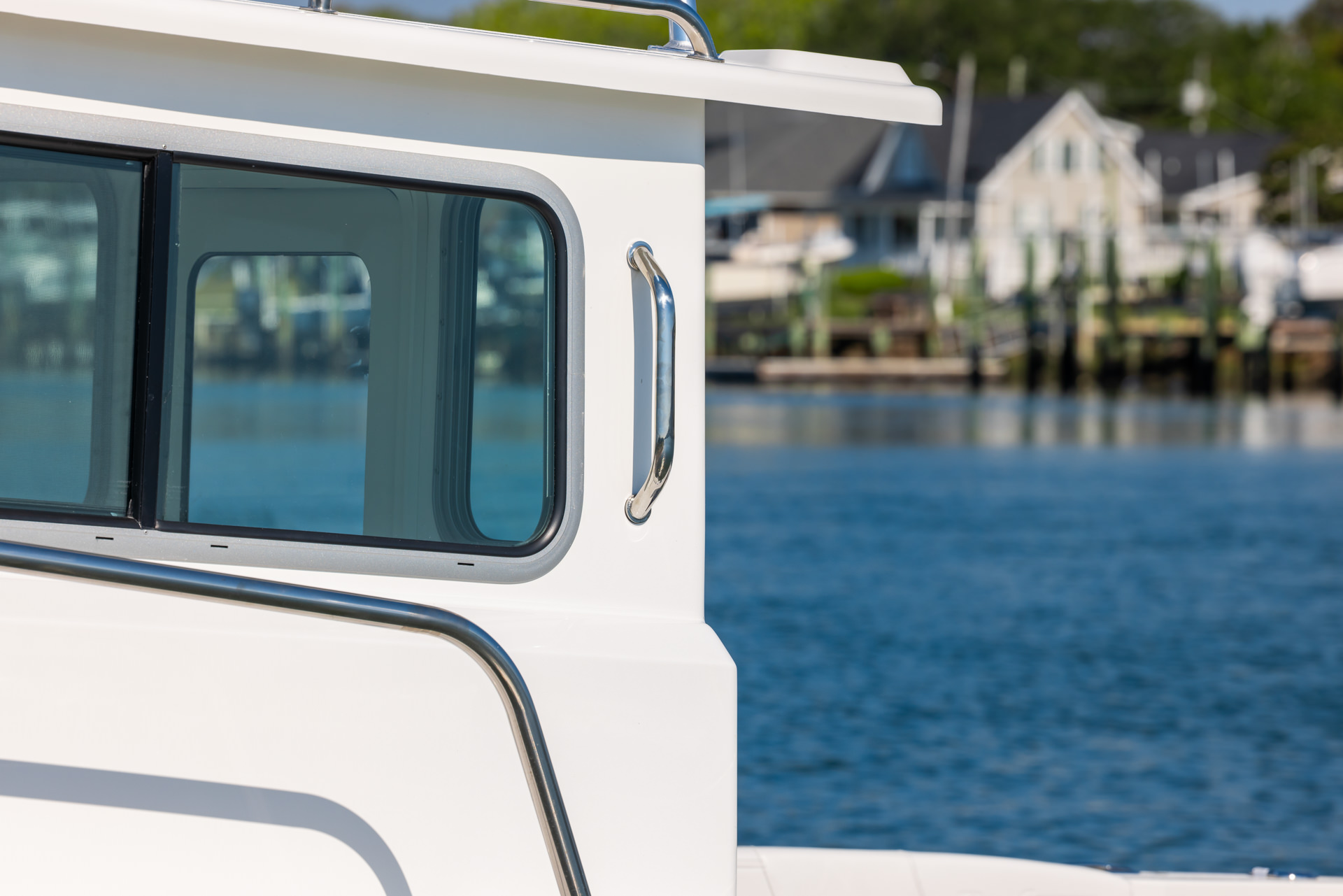 Parker Boats 227 Explorer Exterior 05