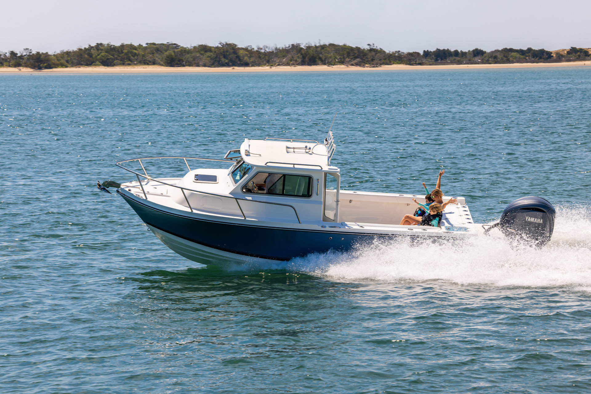 Parker Boats 227 Explorer Performance 05