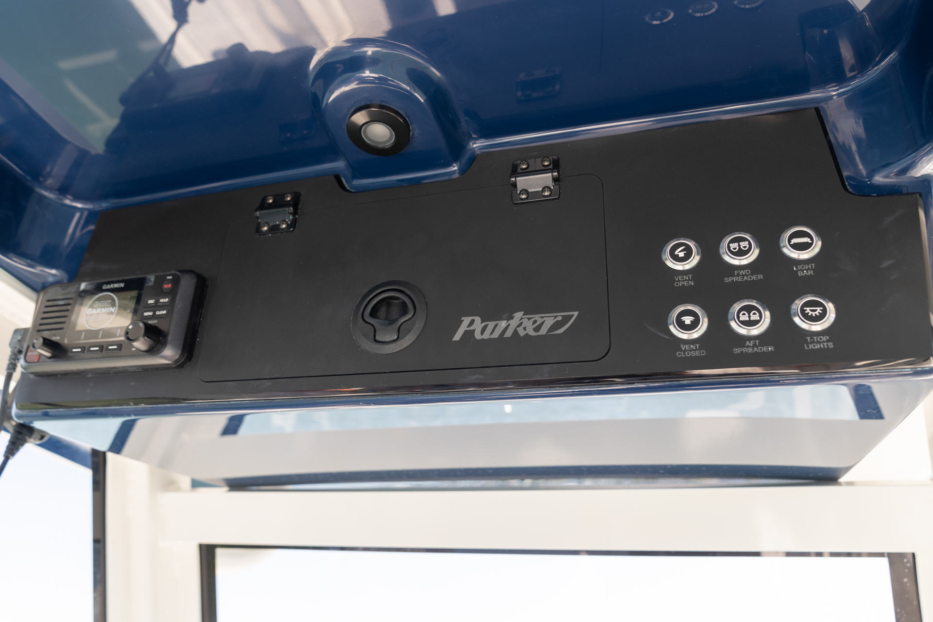 Parker Boats 254 Fathom Interior 24