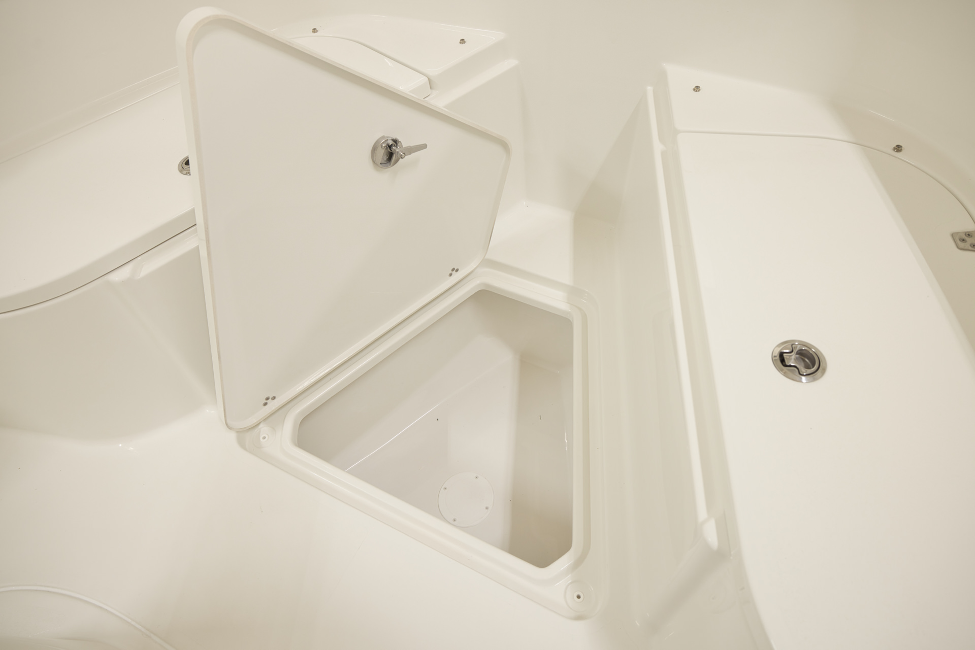 Parker Boats 274 Fathom Interior 07